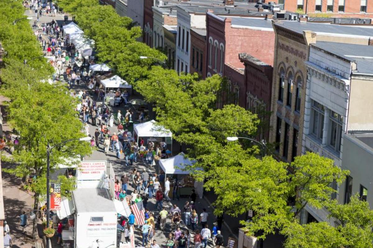 NINTH ANNUAL CORNING NY GLASSFEST Finger Lakes Region Official Guide