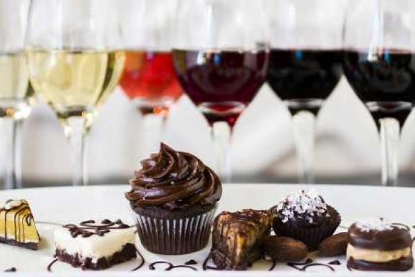 Cupcakes and wine