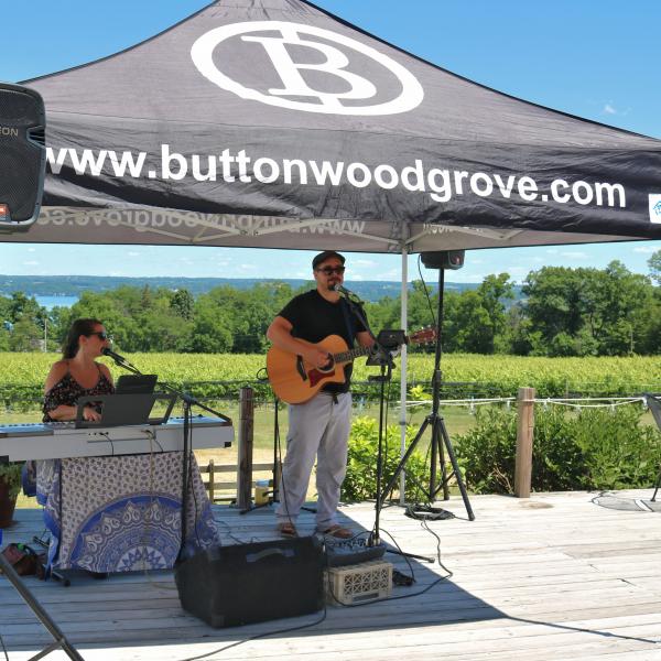 Brad and Anna at Buttonwood Grove