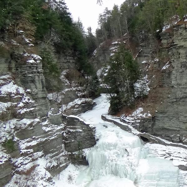 There it is! Lucifer Falls encased in ice!