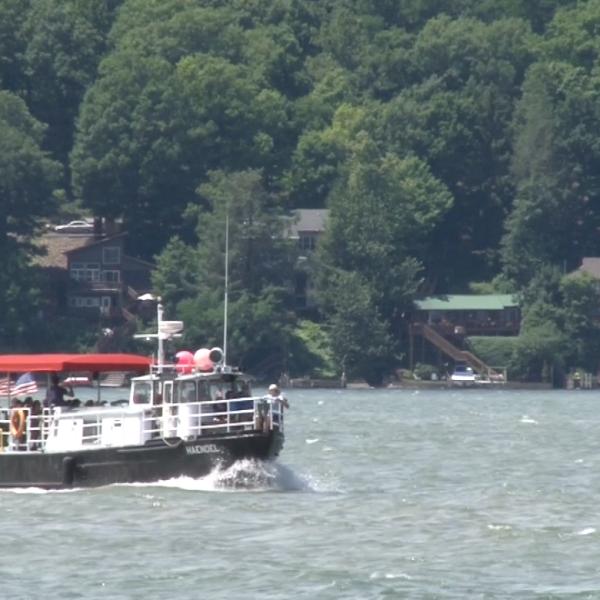 The MV Haendel chugs out into Cayuga Lake for another tour.